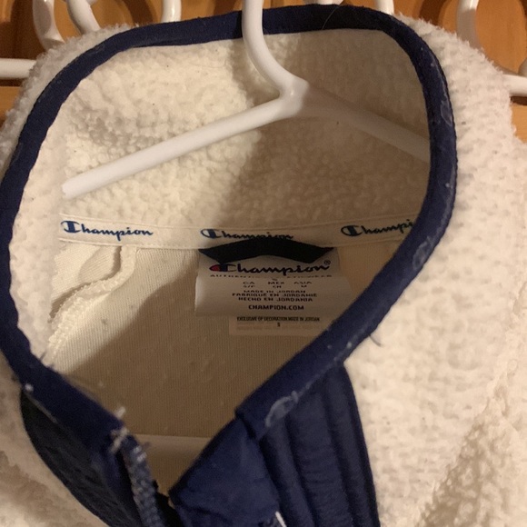 Champion jacket size small EUC - Picture 4 of 13